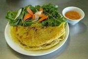 Banh xeo (Vietnamese crepe-type pancakes )