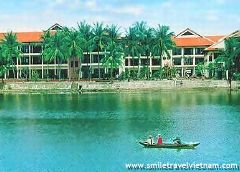River Beach Hotel